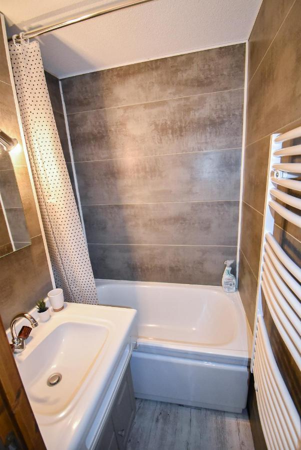 Au Pied Des Pistes B48, Chaleureux Studio 4 Pers, Balcon Plein Sud, Draps Non Compris Saint-Jean-dʼAulps エクステリア 写真